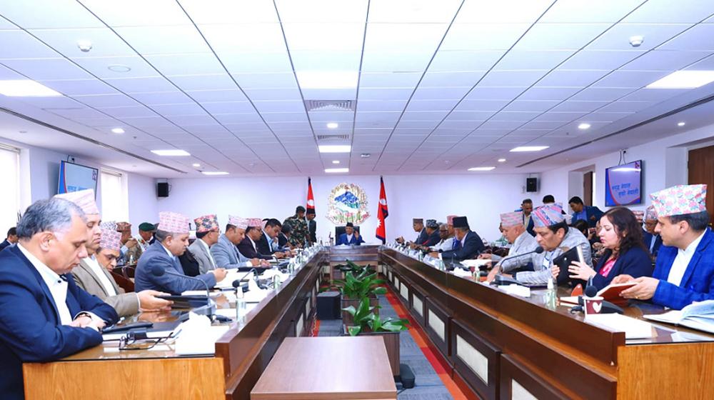 प्रधानमन्त्री केपी शर्मा ओलीद्वारा सचिवहरूलाई निर्देशन, शेयर बजार प्राथमिकतामा