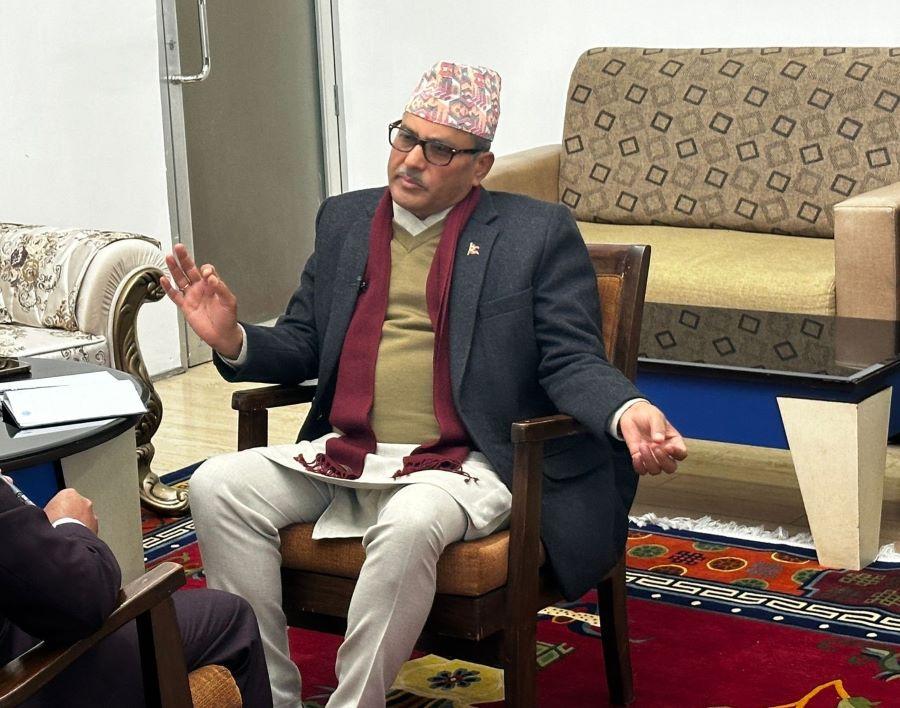 गभर्नर सिफारिस समितिमा महाप्रसाद अधिकारी नियुक्त