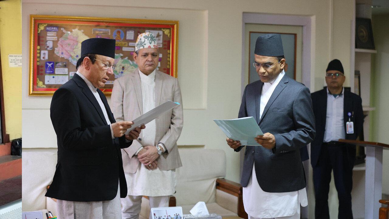 गभर्नर पौडेलको नियुक्ति बदर माग गर्दै दायर रिटमाथि आज सर्वोच्चमा सुनुवाइ