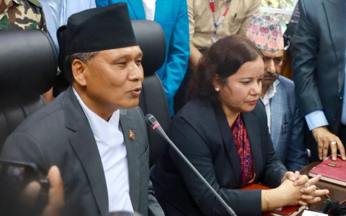 ठेक्का तोडिएका सडकमा तत्काल नयाँ टेन्डर प्रक्रिया सुरु गर्न निर्देशन